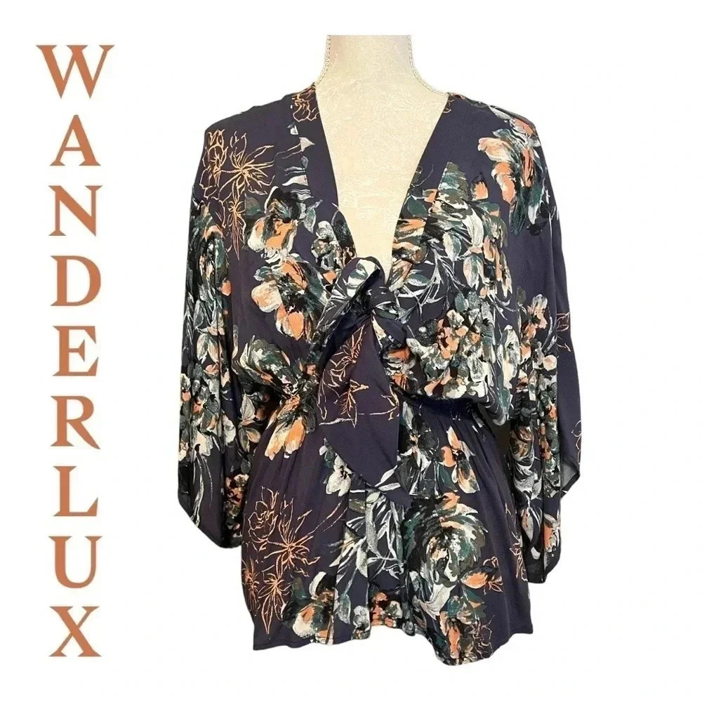 Wanderlux Blue & Floral Puff Sleeve Blouse/Top size Small‎
